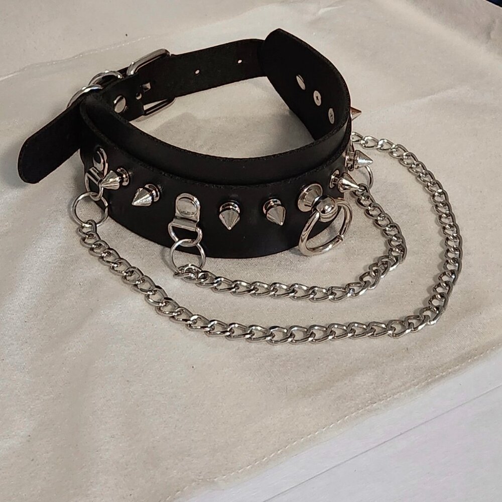 Black choker necklace / fashion collar with small spikes and chains 12" to 15"